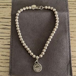🎁 ALMOST GONE!! 🎁 100% Authentic Return to Tiffany & Co Bead Bracelet